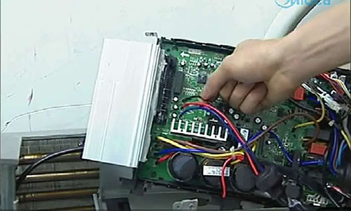 鹰潭美的空调电话是多少